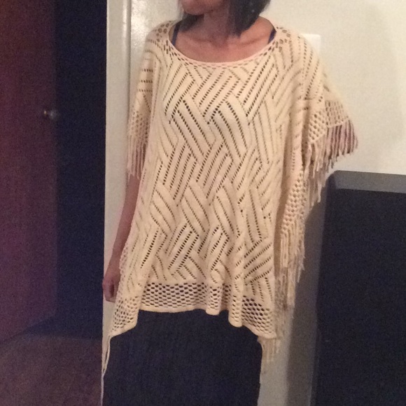 adele Other - Adele Poncho one size new